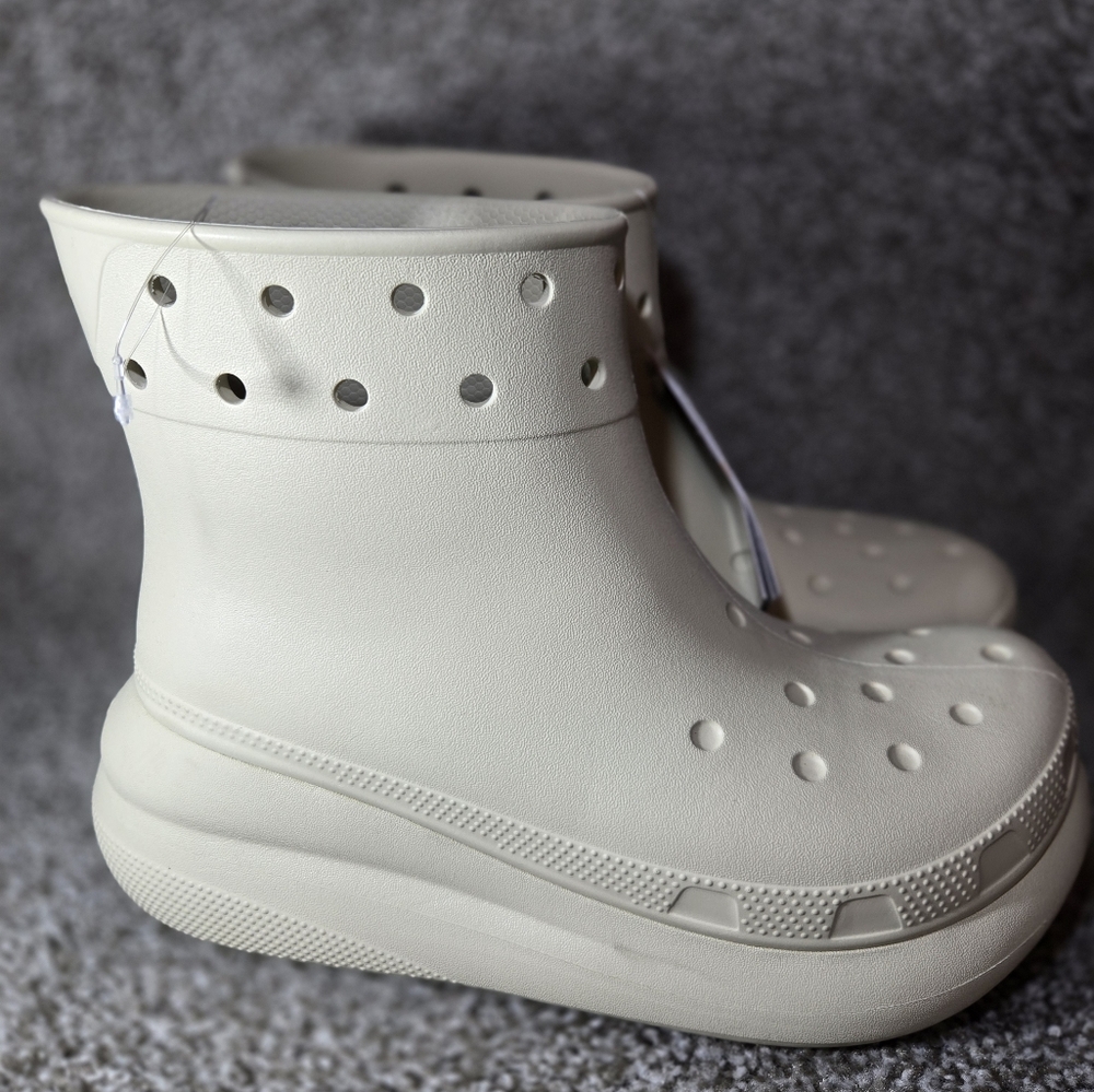 Crocs Classic Bone Waterproof Crush Rain Boots Unisex New 207946-2Y2 - Picture 15 of 16